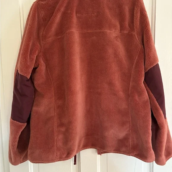 LL Bean Hi-Pile Fleece Jacket - Picture 4 of 6
